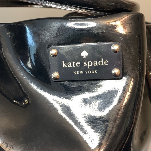 GUC - Vintage Kate Spade Sophie Flicker Black Patent Leather Tote Bag - Picture 8 of 11